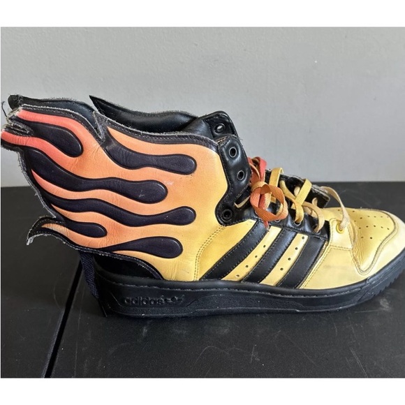 adidas Originals x Jeremy Scott "Fire" Flames RARE US 11.5 G43713 - Picture 3 of 10